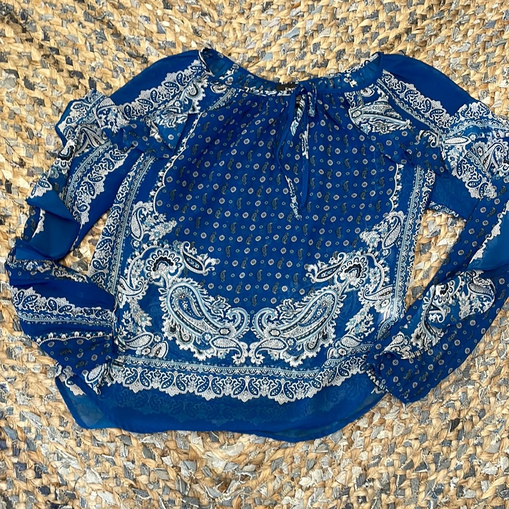 XS Karen Kane top